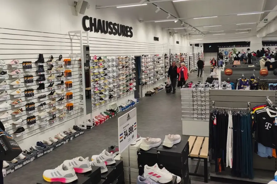 Photo magasin Espace des Marques Jard-sur-Mer - vue 4