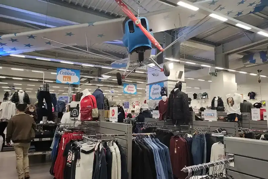 Photo magasin Espace des Marques La Roche-sur-Yon - vue 4